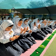 برگزاری " نماز جماعت " و محفل انس با قرآن